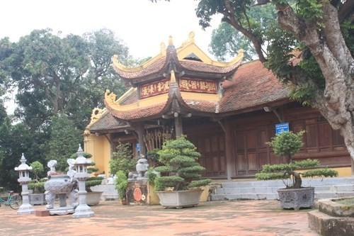 Danh thắng Đền Trần Thương