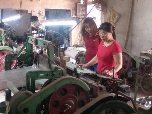Làng Dệt lụa Nha Xá (Hà Nam): Dân vẫn phất lên nhờ khung cửi, con thoi