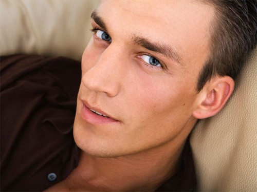 Đàn ông có tướng mũi củ tỏi