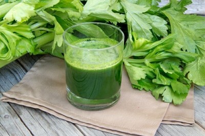 Những công dụng của nước ép rau cần tây