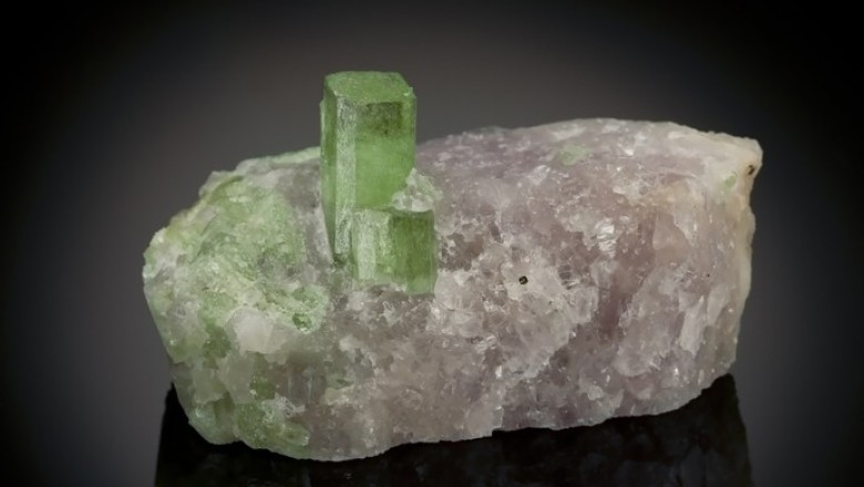 Đá Diopside xanh (Chrome Diopside)