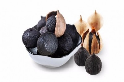 Những công dụng tuyệt vời của tỏi đen được chế biến chuẩn, Những người không nên ăn tỏi đen