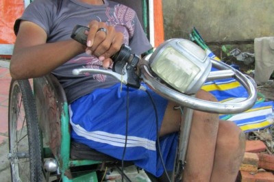 Mong cùng chung tay giúp đỡ em Khang ở Cần Thơ