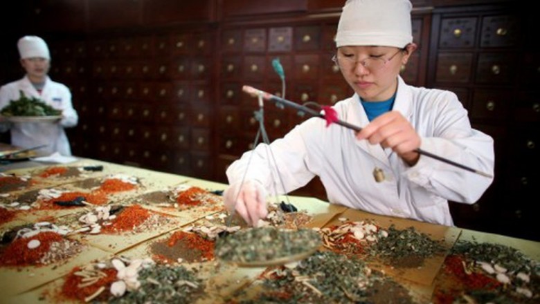 Nguyên Thứ trưởng Bộ Y tế: Thuốc Y học cổ truyền từ thảo dược có an toàn 100%?