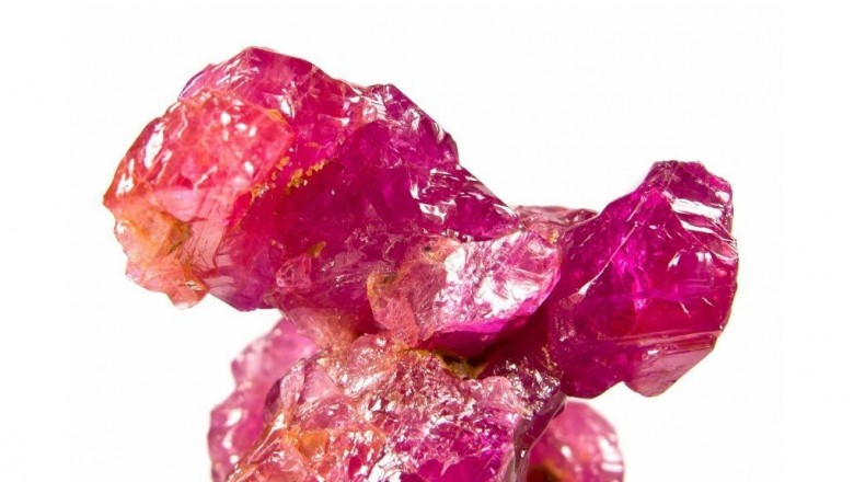 Đào được đá ruby tiền tỷ, tôi có phải nộp cho chính quyền?