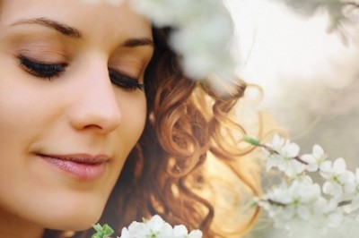 Nước càng sâu càng tĩnh, người càng hiểu biết càng khiêm nhường