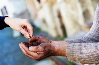 Làm từ thiện theo cách đúng lời đức Phật dạy