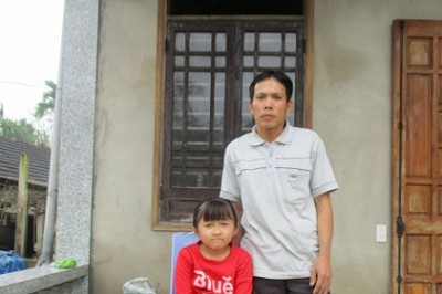 Rất mong những tấm lòng hảo tâm để Hồng Hạnh được đến trường!