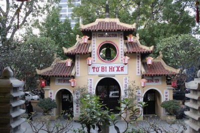 Những ngôi chùa tại Hà Nội bạn nên ghé qua trong những ngày đầu năm mới 2019