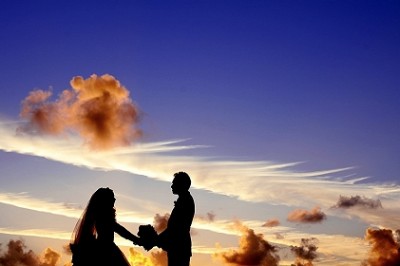 Lời Phật dạy: Người có duyên trăm phương vẫn gặp, người không nợ gặp gỡ lại chia xa