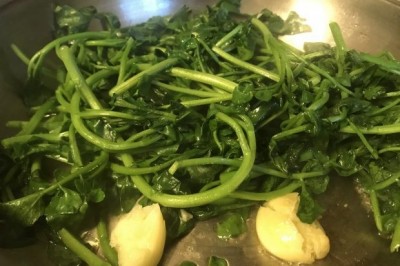 Rau cải xoong đuổi bệnh ung thư 