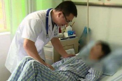 Chồng nhập viện cấp cứu, bác sĩ khám và phát hiện ra sự thật kinh hoàng về người vợ