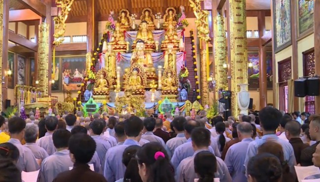 Trang nghiêm đại lễ phát Bồ Đề tâm nguyện và cầu siêu cho thai nhi tại chùa Ba Vàng
