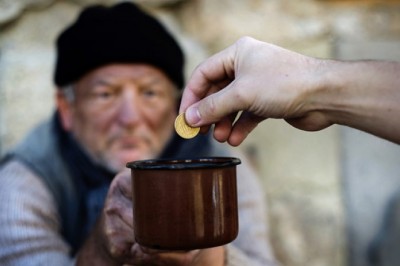 Tại sao người giàu sang, kẻ nghèo hèn?