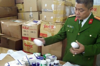 Bắt 'ông trùm' cung cấp thuốc tân dược giả với số lượng lớn