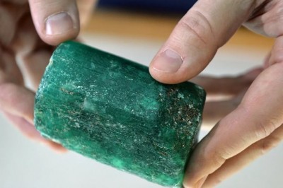 Nga khai quật được viên ngọc lục bảo 'siêu quý hiếm bậc nhất thế giới'