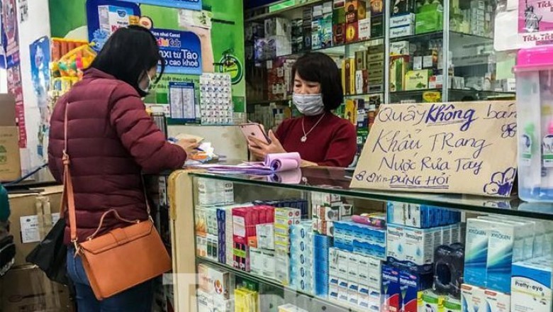 Lên facebook kêu gọi không bán khẩu trang, nhà chức trách vào cuộc