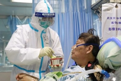 Thêm hơn 2.600 người nhiễm virus corona