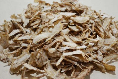 Dược liệu Bạch chỉ được cả dưỡng nhan lẫn nhuận sắc