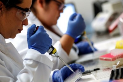 Một doanh nghiệp tuyên bố tìm ra vaccine ngừa virus corona chủng mới