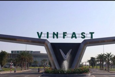 Hơn 90.000 đăng ký xin sản xuất máy thở của tập đoàn Mỹ, chỉ có Vingroup, Foxconn và một công ty Canada được chọn