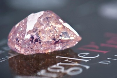 Chiêm ngưỡng 10 viên đá quý đắt đỏ nhất thế giới