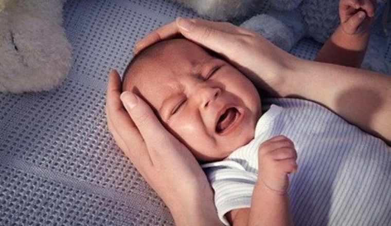 Mách bạn 7 bài thuốc dân gian khắc phục chứng khóc đêm, khóc dạ đề ở trẻ cực hiệu quả