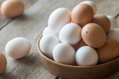 8 lý do giải thích vì sao trứng vịt bổ hơn trứng gà