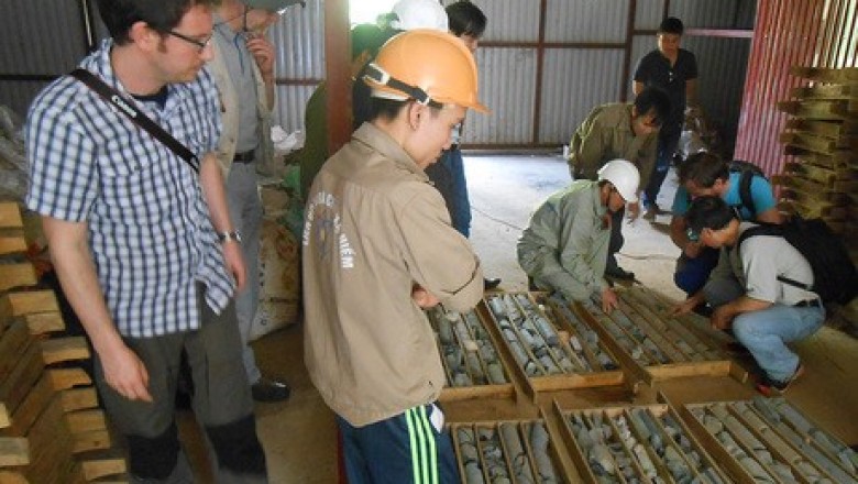 Việt Nam lần đầu nghiên cứu công nghệ khai thác đất hiếm