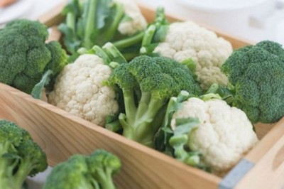 Súp lơ xanh và súp lơ trắng: Loại nào có giá trị dinh dưỡng cao hơn?