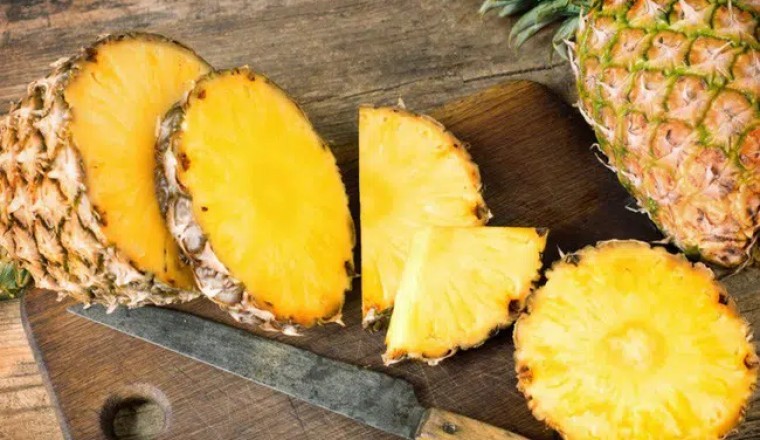 Tác hại không ngờ của quả dứa đối với sức khỏe nếu không dùng đúng cách