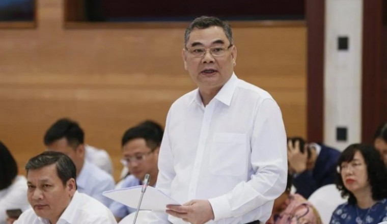 Câu Lạc Bộ Tình người khuyên người dân bán bớt tài sản, ít quan tâm chồng con