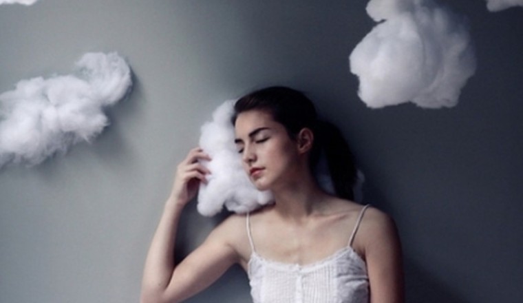 Những giấc mơ nguy hiểm báo hiệu có kẻ ác, phải hết sức cẩn thận kẻo bị 'đâm sau lưng'