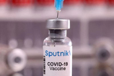 Nghiên cứu mới từ Nga: Vaccine Sputnik V chống lại Omicron tốt hơn vaccine Pfizer