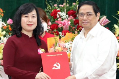 Bà Đào Hồng Lan được trao quyền Bộ trưởng Bộ Y tế