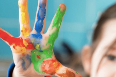 Hiệu trưởng kể chuyện phụ huynh hướng nghiệp cho con bằng tử vi, vân tay...