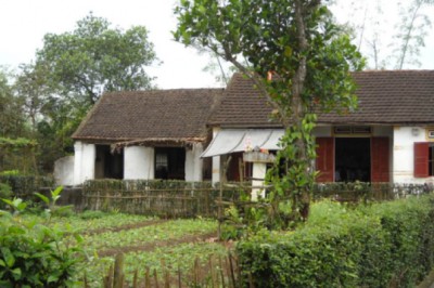 Tại sao nói 'Thà cho người khác mượn nhà để tang còn hơn cho cặp đôi mượn nhà để ngủ'?