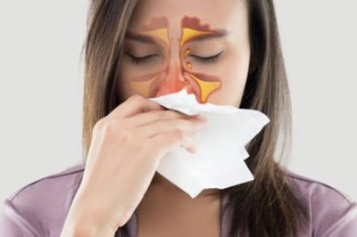 Chữa ngạt mũi, sổ mũi, cảm mạo, nhức đầu bằng cách day bấm ba huyệt này