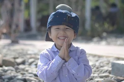 Đứa trẻ có xuất thân từ gia đình có điều kiện giáo dục tốt hay không, nhìn vào hai dấu hiệu này sẽ rõ