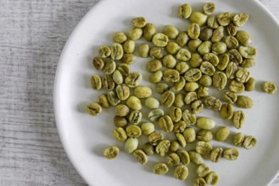 Cà phê xanh là gì mà được quảng cáo ‘khiến nàng bất ngờ’? Khoa học lên tiếng