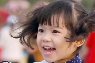 Cha mẹ rất may mắn nếu con mình sở hữu 4 đặc điểm này, đi tới đâu cũng được mọi người yêu quý