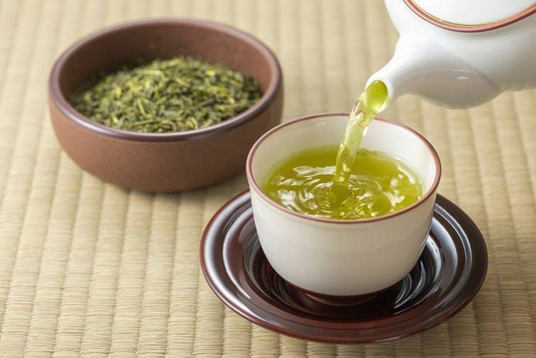 Thử nghiệm với thức uống thảo mộc