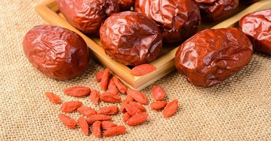 Thêm kỷ tử vào nước nóng, sau 30 ngày cơ thể gặt hái được 5 lợi ích