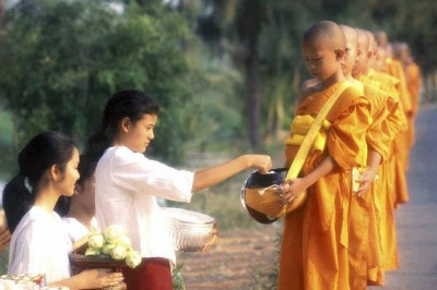 Muốn có cuộc sống viên mãn, Đức Phật khuyên hãy bỏ 4 điều này