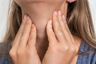 Những cách tự nhiên chữa trị bướu cổ