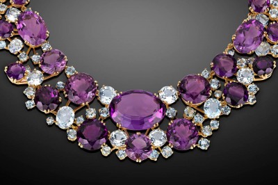 Những loại trang sức tốt cho sức khỏe người đeo