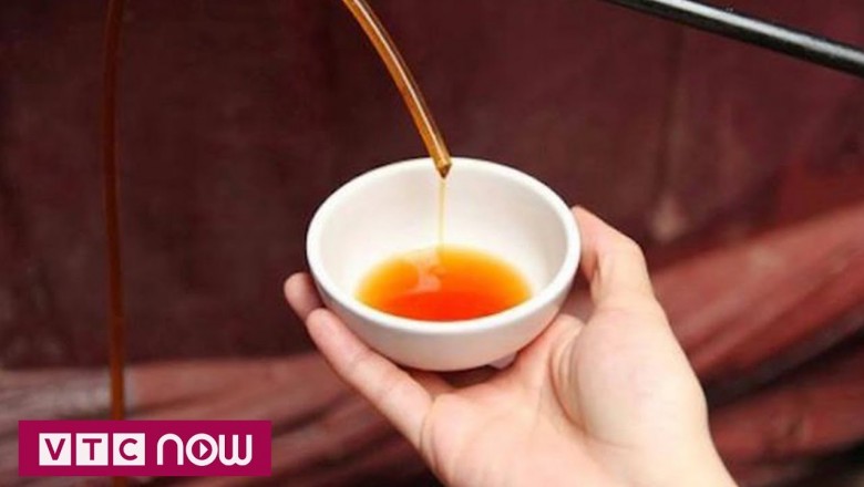 Nước mắm truyền thống khác nước mắm công nghiệp thế nào?