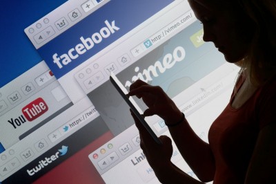 Bị điều tra vì bán lượt tương tác giả trên mạng xã hội