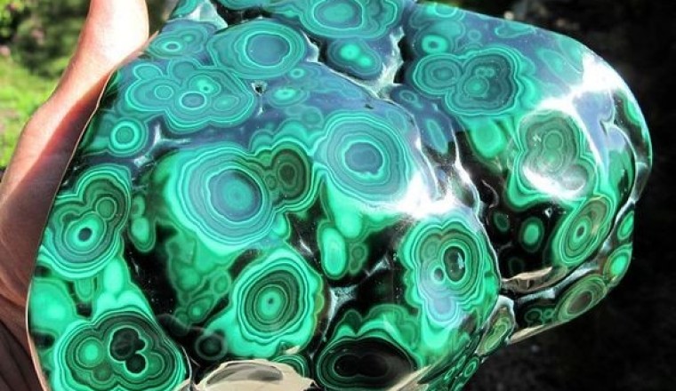 Malachit hay còn gọi là đá lông công