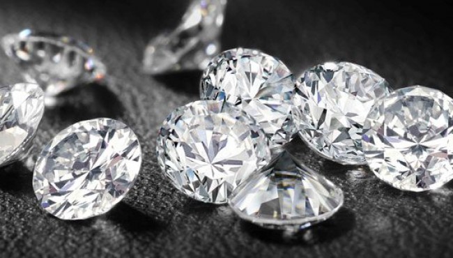 Phát hiện mỏ kim cương 4,5 tỷ năm tuổi chìm sâu bên trong lòng đất